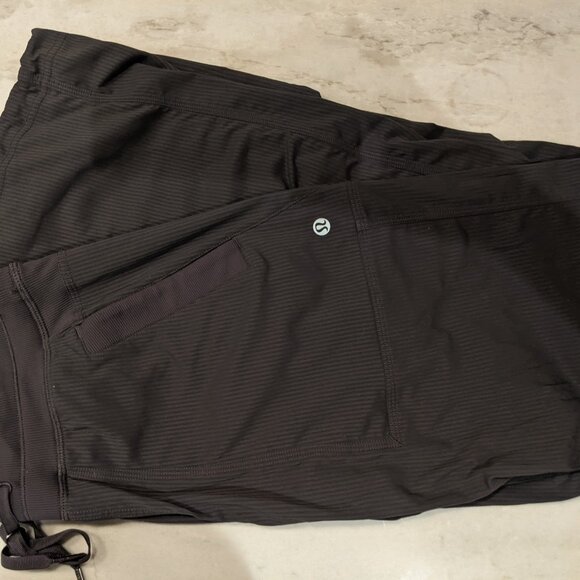 Lululemon Dance pants, size 2, Charcoal grey - Picture 3 of 3